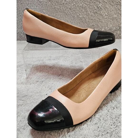 NEW Clarks Artisan Leather Alitay Susan Cap Toe Pink & Black Flats Loafers Sz 12 - Picture 1 of 8